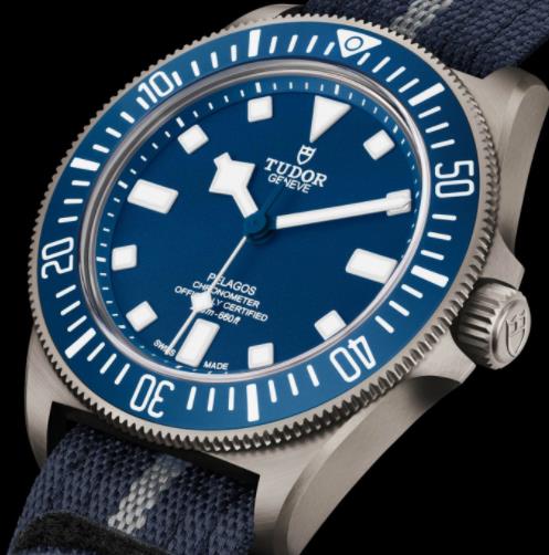 帝舵 Pelagos FXD 腕表与 Marine Nationale 合作开发（图2）