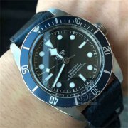 帝舵表壳有划痕怎么处理