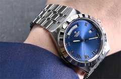 帝舵腕表机芯里面有划痕原因是啥