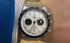 帝舵手表表蒙有划痕怎么解决