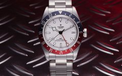 帝舵换过玻璃影响质保吗